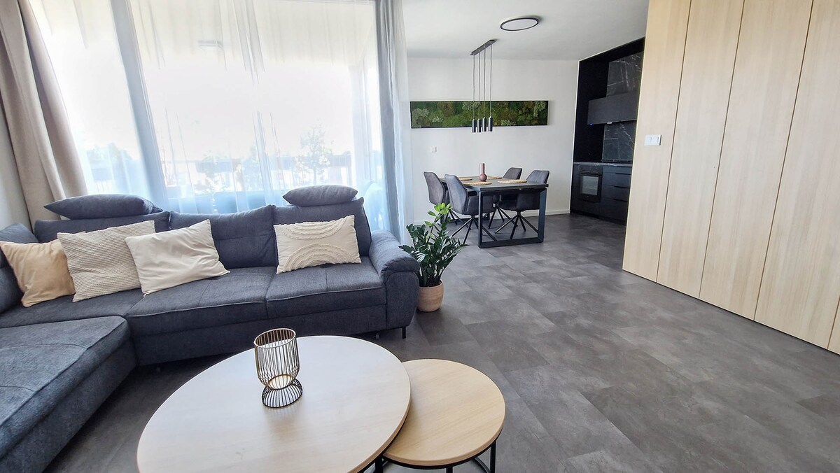 Hillshome | 84m2 moderný byt s terasou aj saunou