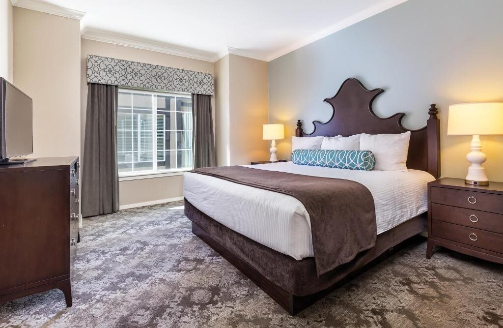 1 Bedroom In An All-Suite Resort