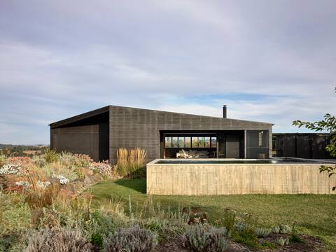 Hillplains Villa Retreat - 100% off-grid luxury