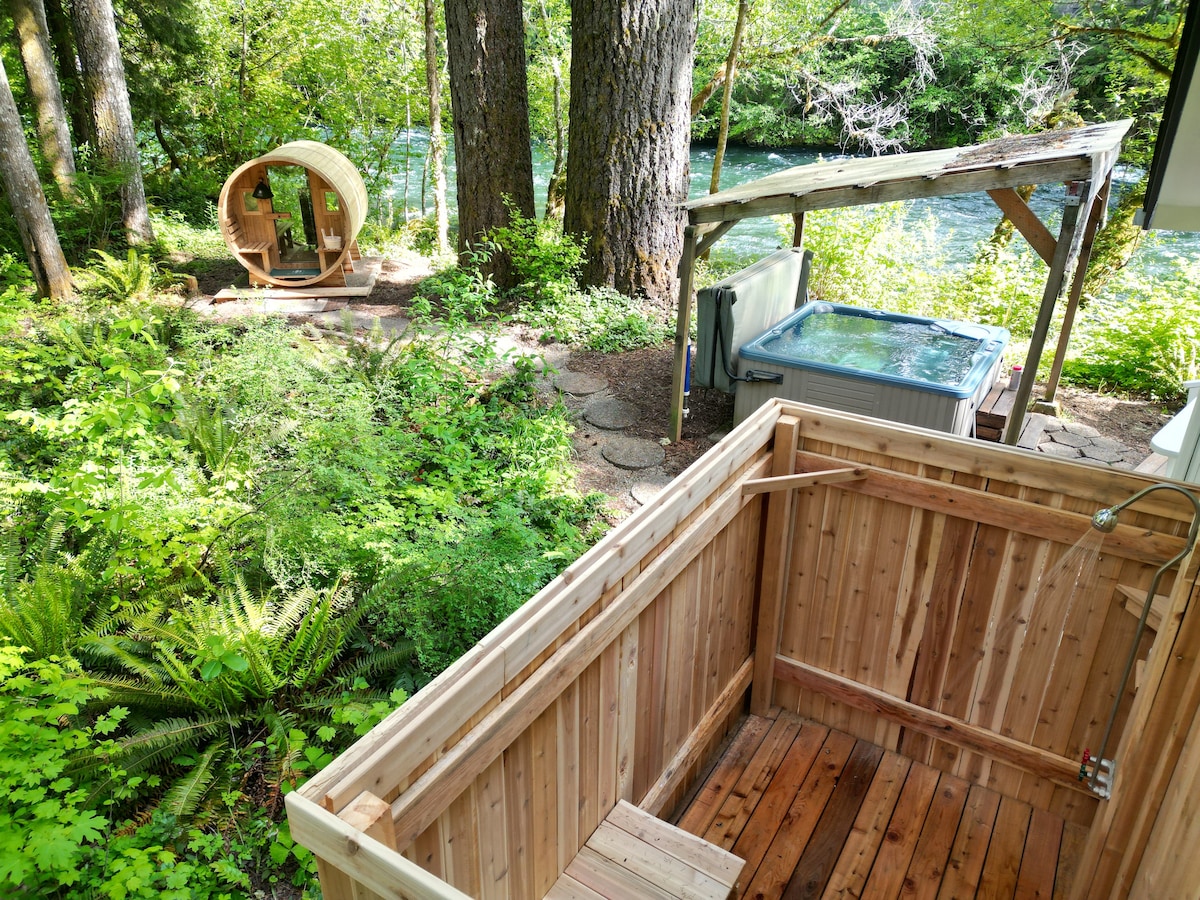 The Mckenzie House, sauna & outdoor shower (new!)