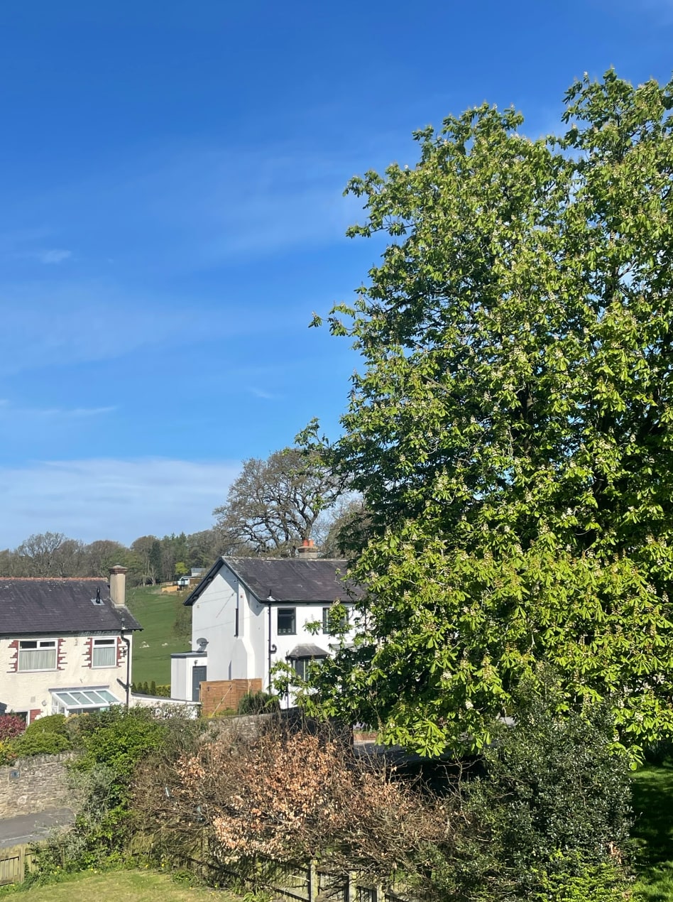 Entire countryside end terrace in Ribble Valley