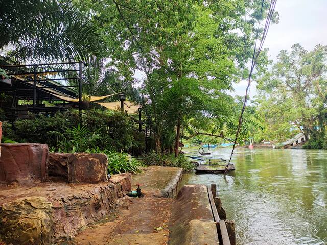 Tambon Kaeng Krachan的民宿