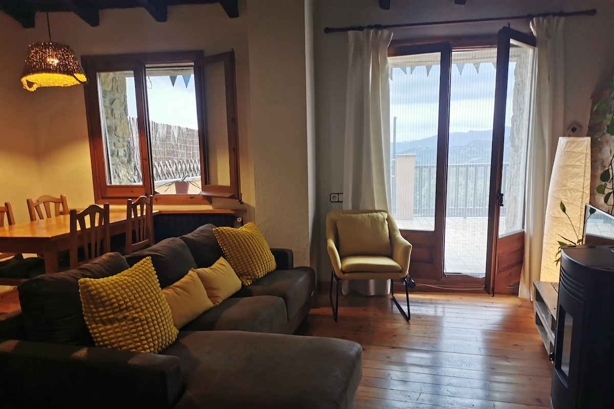 Apartamento rústico con vistas espectaculares