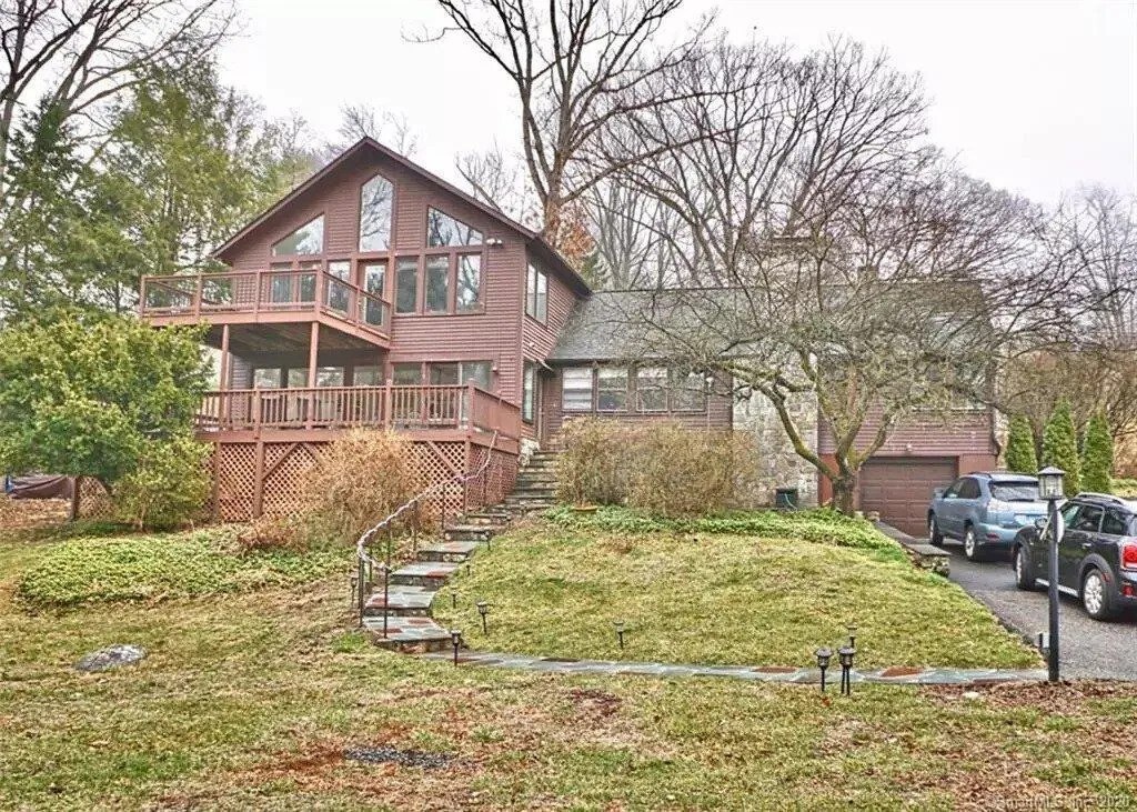 Home on Candlewood Lake