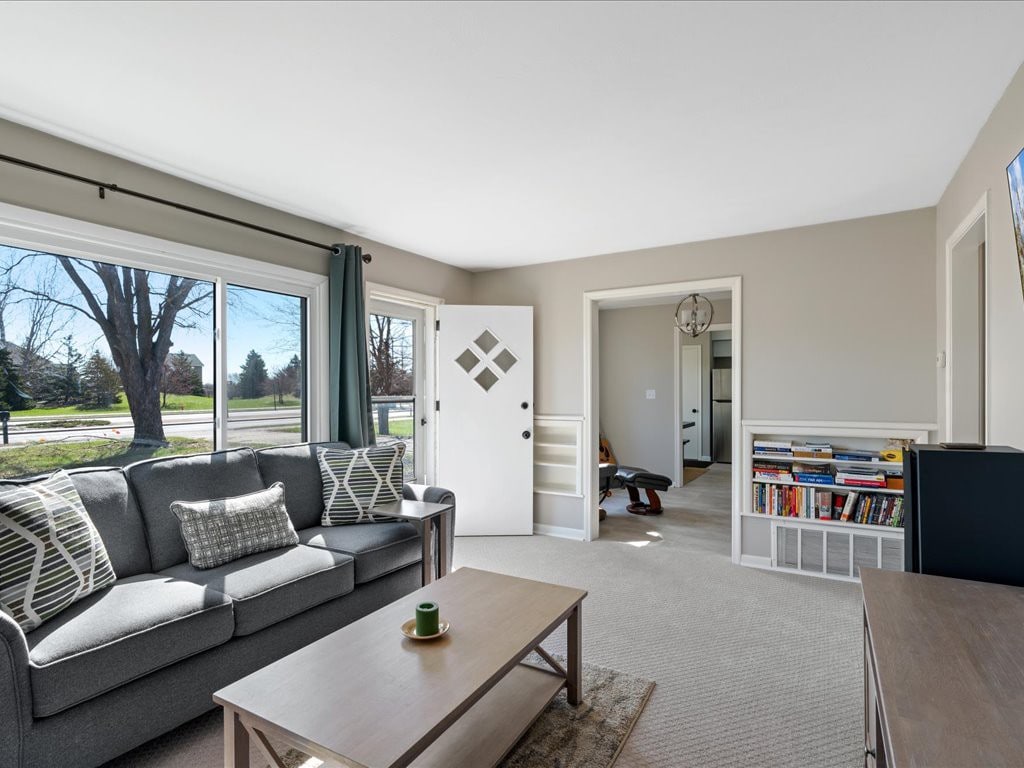 One Level Living near Champlin