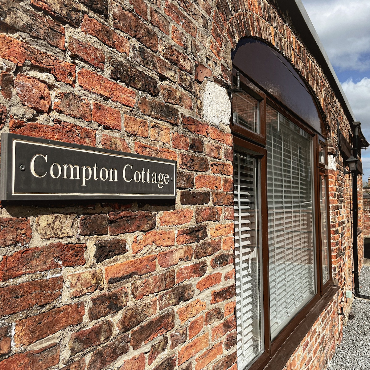 Compton Holiday Cottage