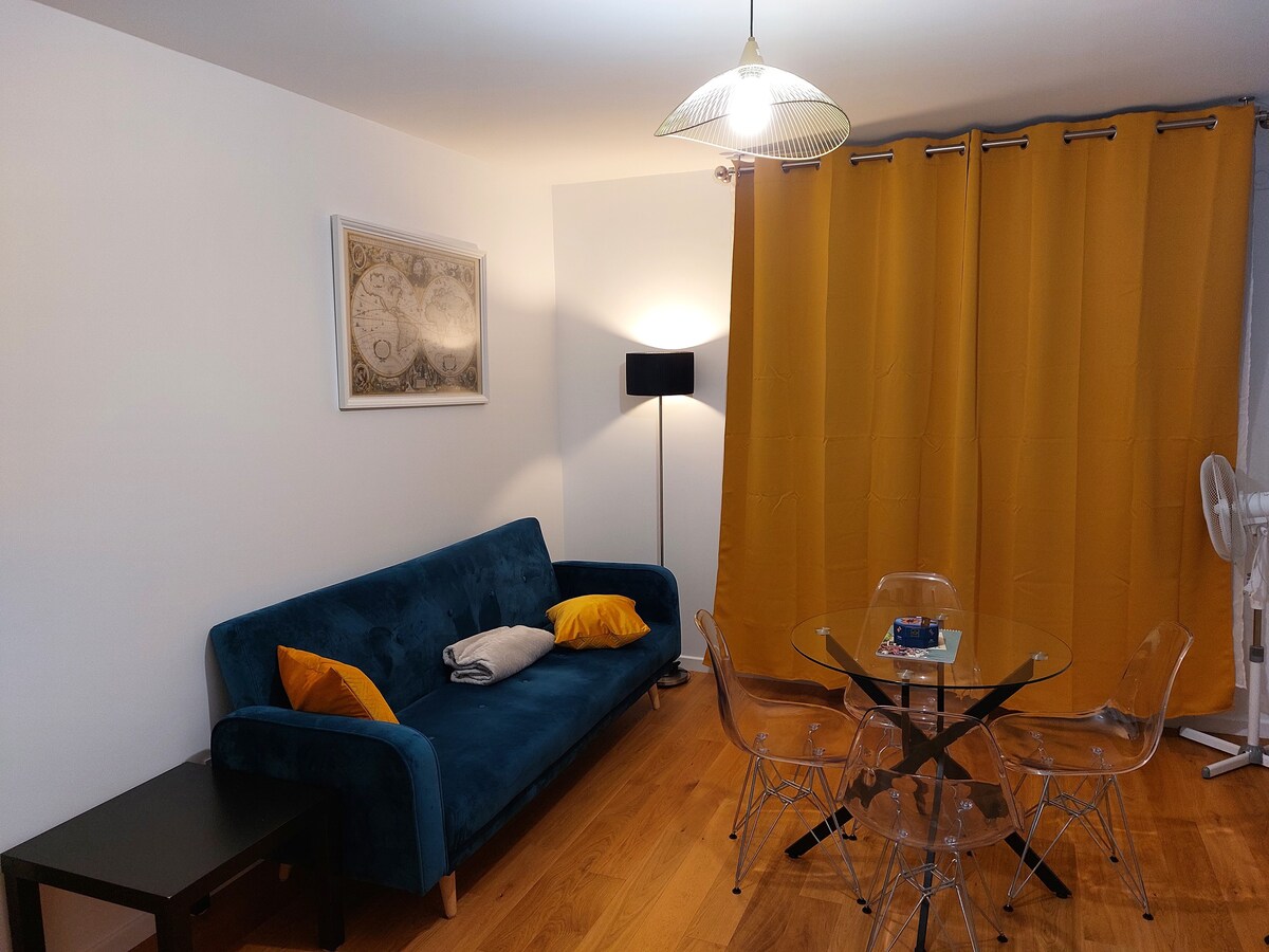 Charmant appartement neuf meublé- Plessis Robinson
