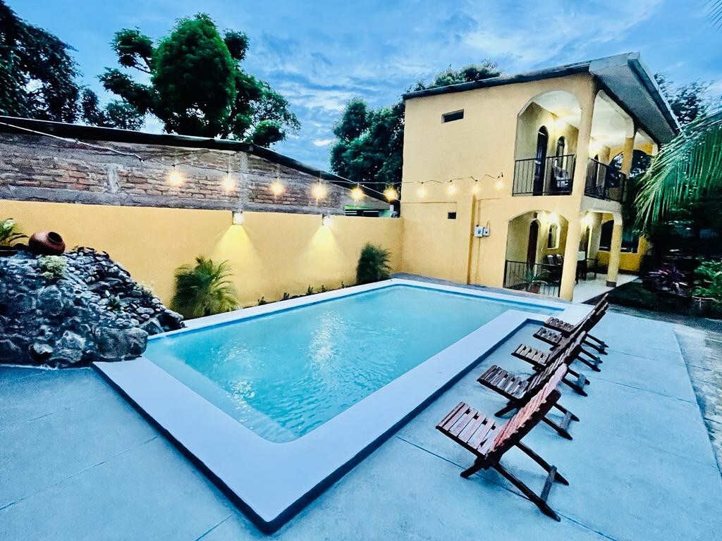 Colonial style with swimming pool (Casa Moreno) 2