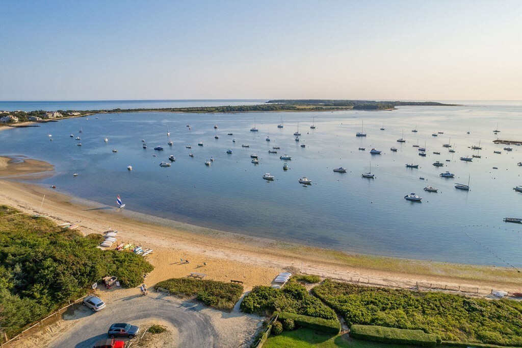 Home in West Yarmouth - Walk to Beach!