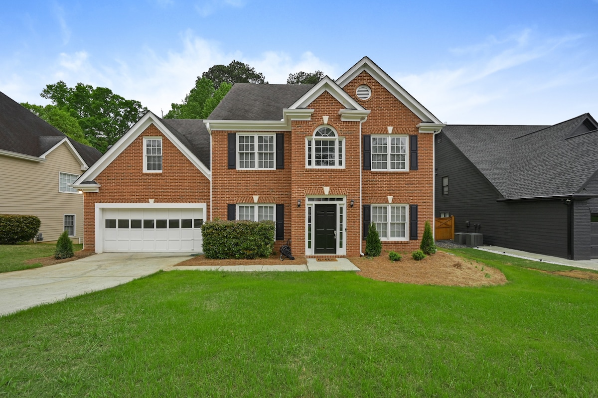 Charming Home in Lawrenceville/Buford