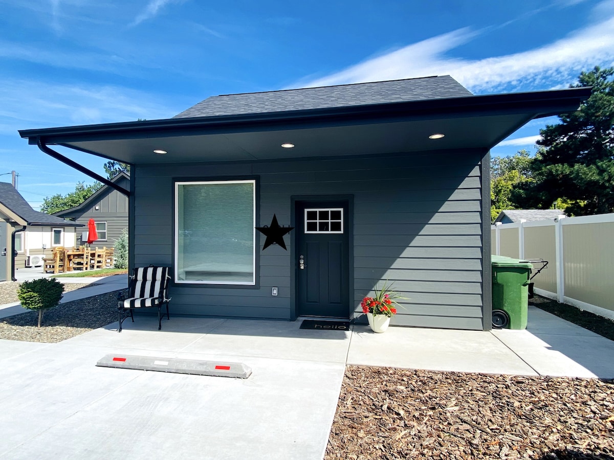 Modern Cottage 'D' in La Grande