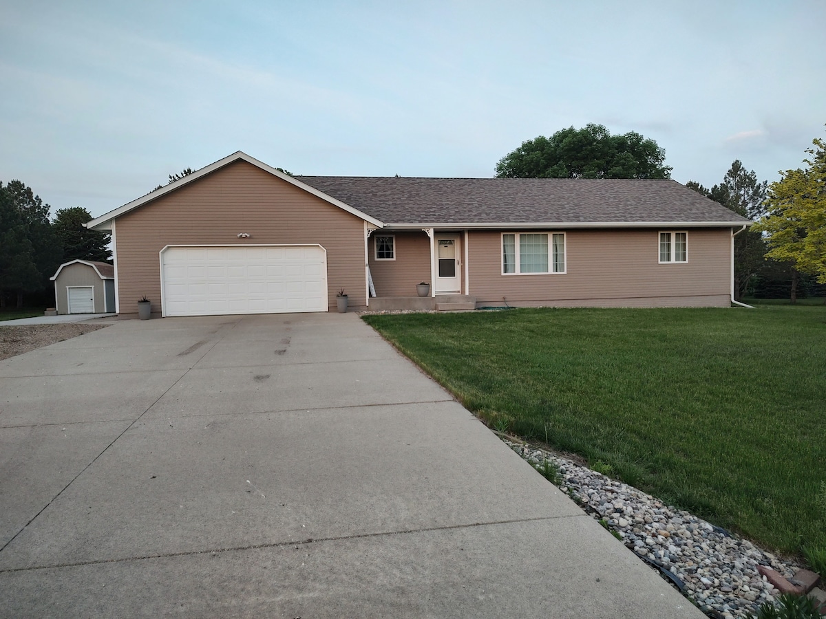 Home in Yankton near the lake