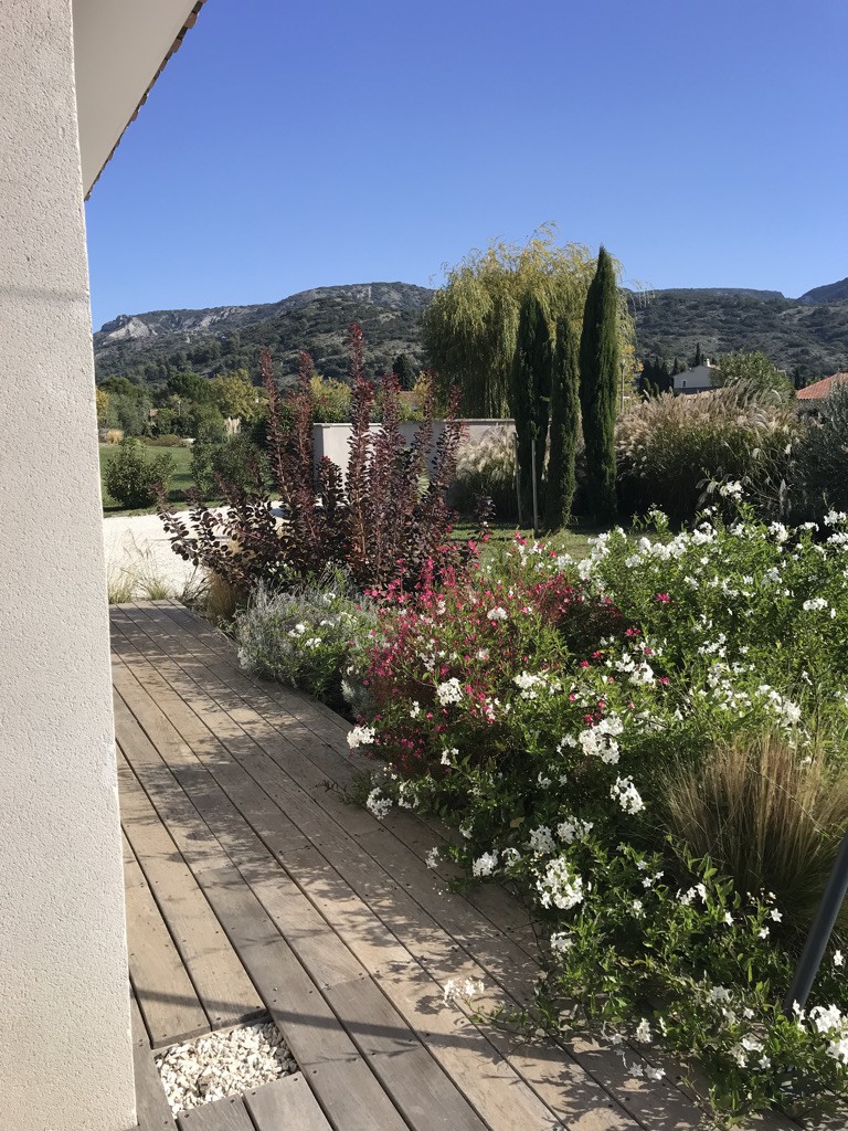 Maison entièrement climatisée, au pied du Luberon