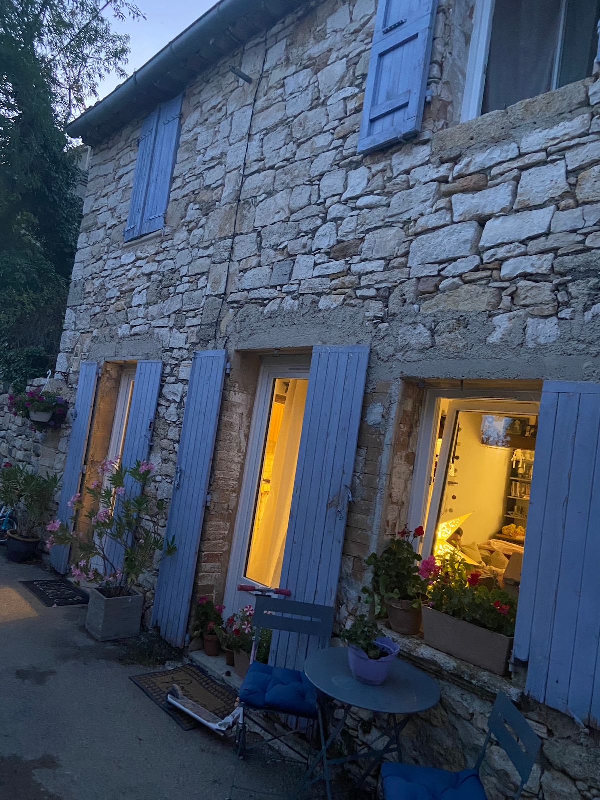 La petite maison du village en Provence