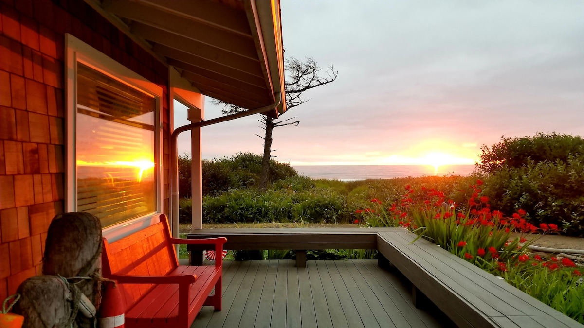 Oceanfront Yachats Beach Home