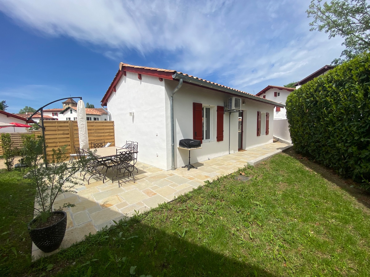 NEW -Terrasse, parking, wifi, Clim, jardin, pets