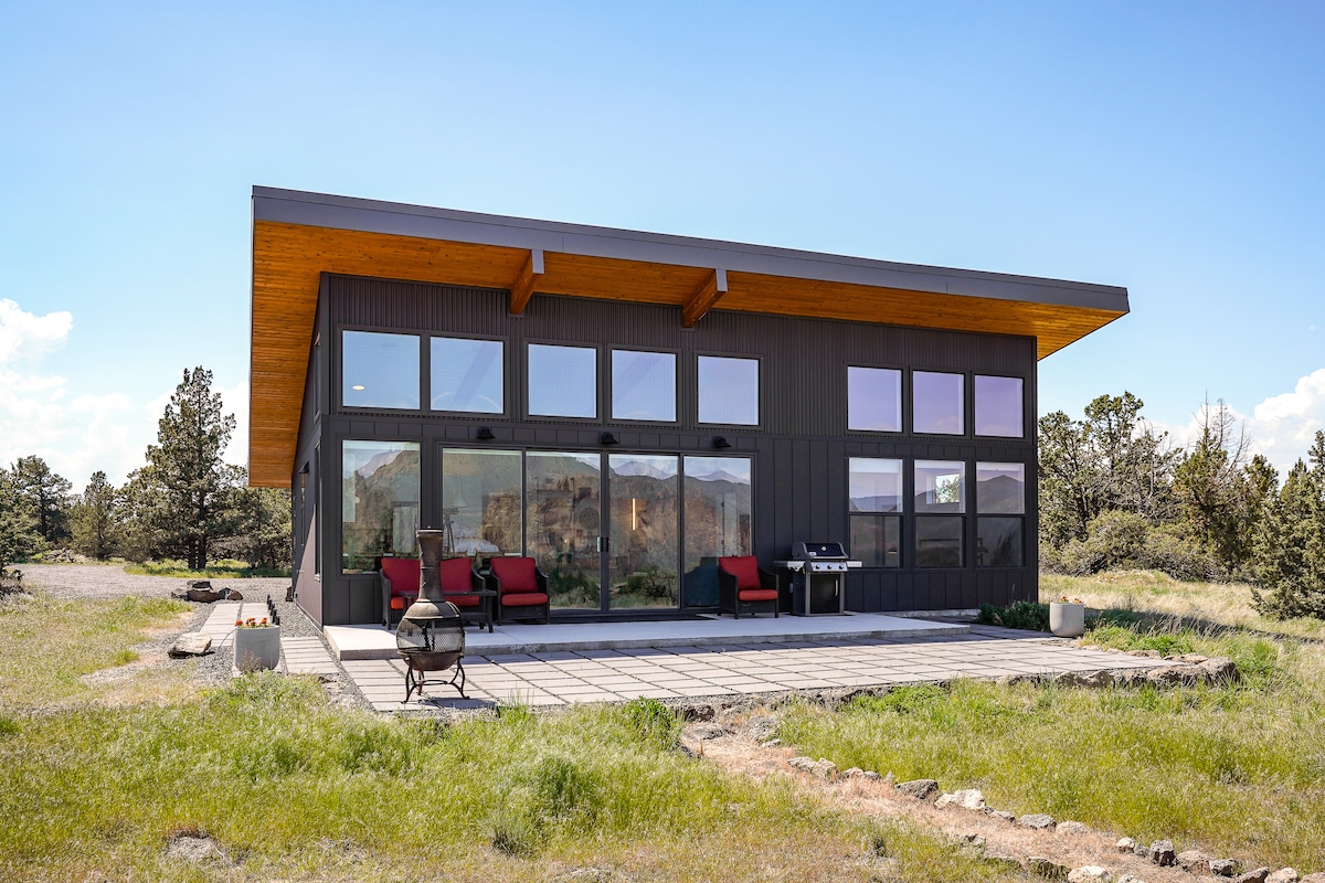 Stunning! Smith Rock • King Beds • Steam Shower