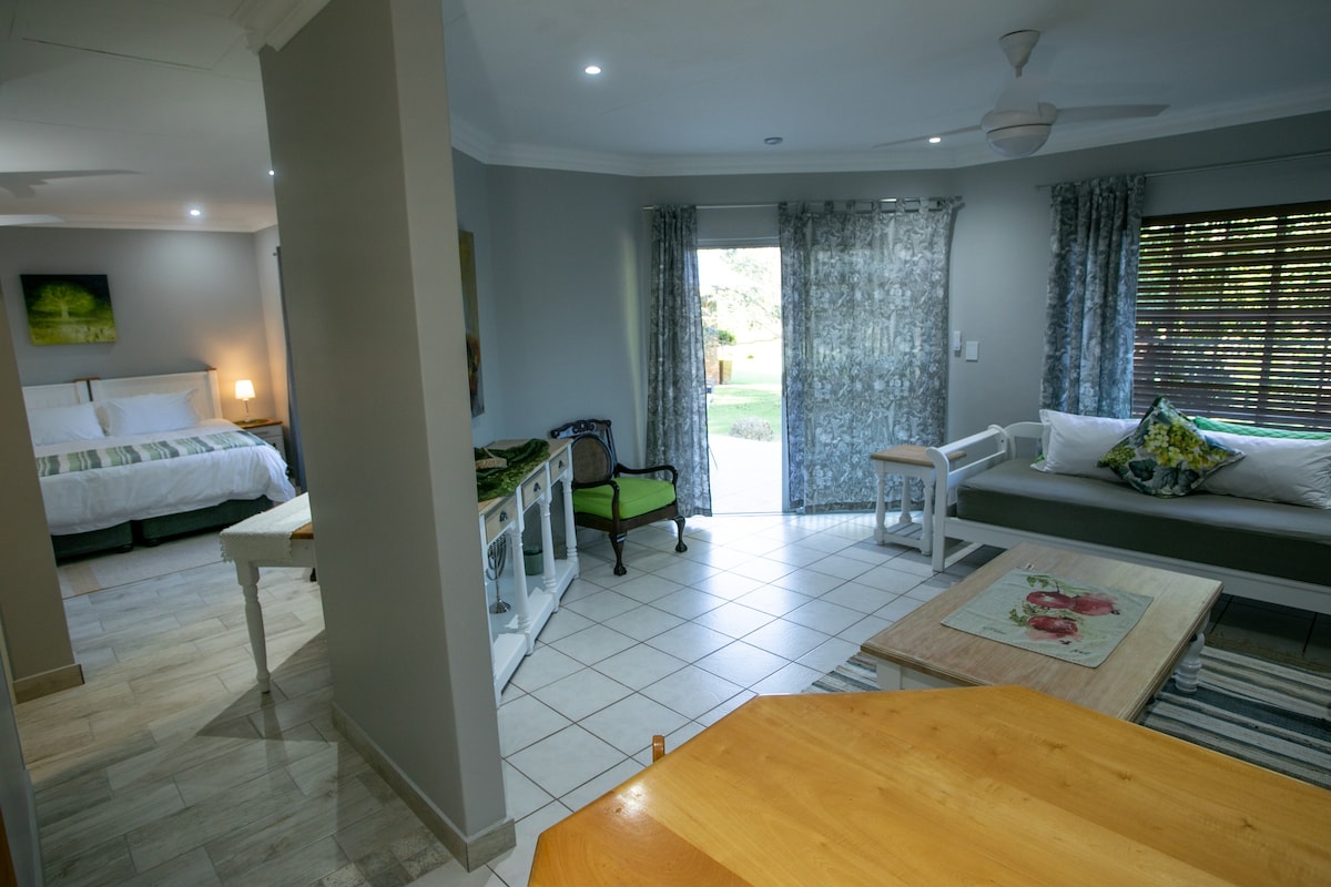 Self catering family getaway(2 adults, 4 children)
