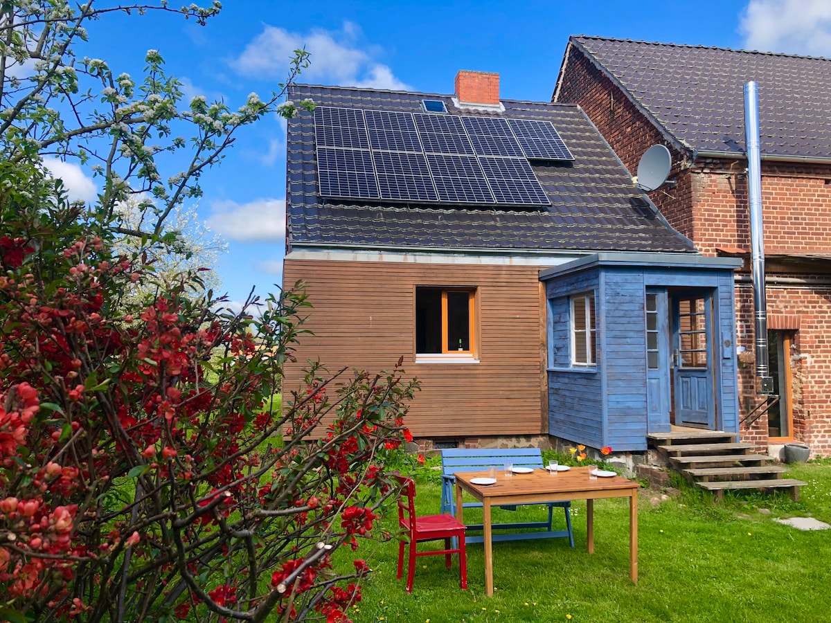 Farmhouse with a nice garden