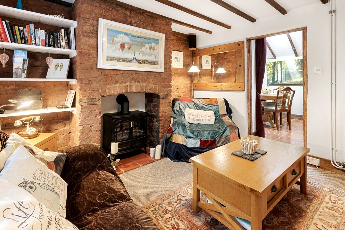 Pip's Cottage by Staytor Accommodation