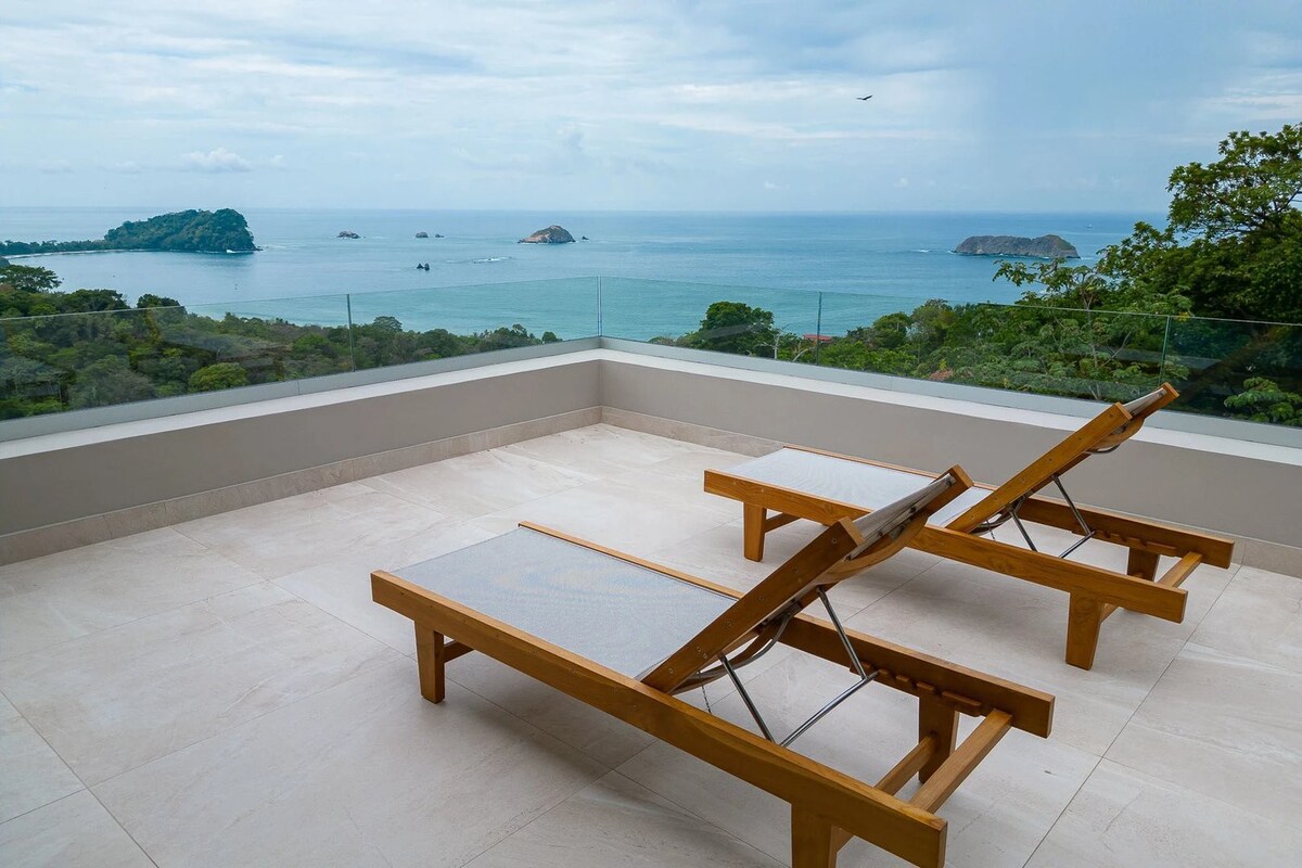 Top Ocean Views of Manuel Antonio | Stunning Pool