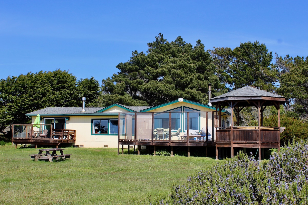 Oceanfront Home near Mendocino