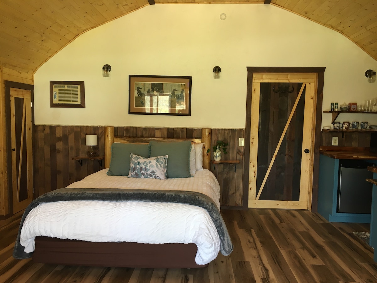 Barn loft at Wood Song Lodge on 15 acres