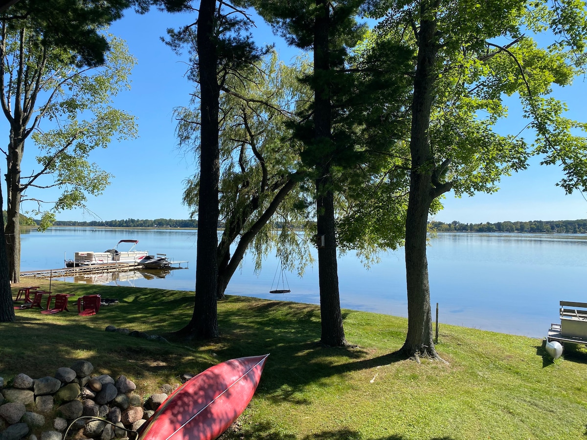 White Lake Cabin Retreat (Waupaca)