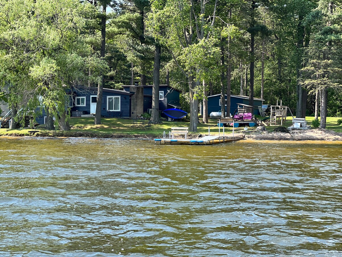 White Lake Cabin Retreat (Waupaca)