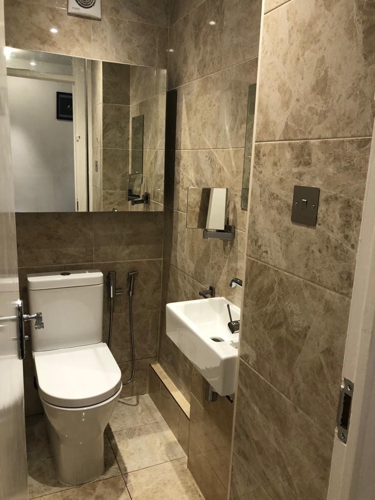 Modern & chic room 1 Ensuite shower London Zone2