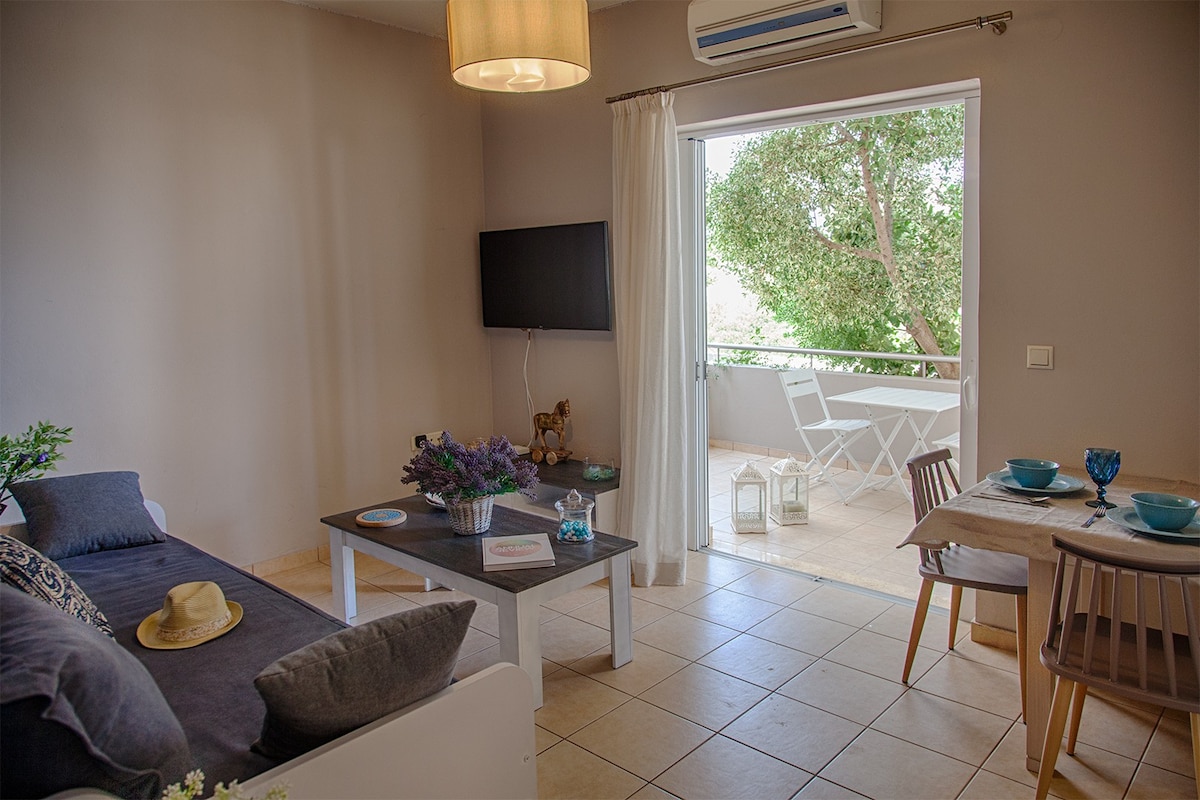 Divine apartments, for holidays in Crete_Hermes