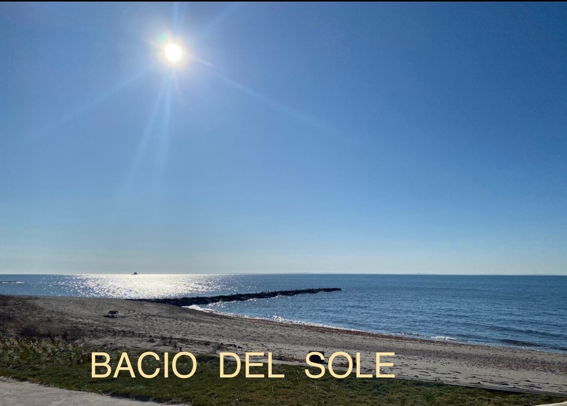 Bacio Del Sole Beach House