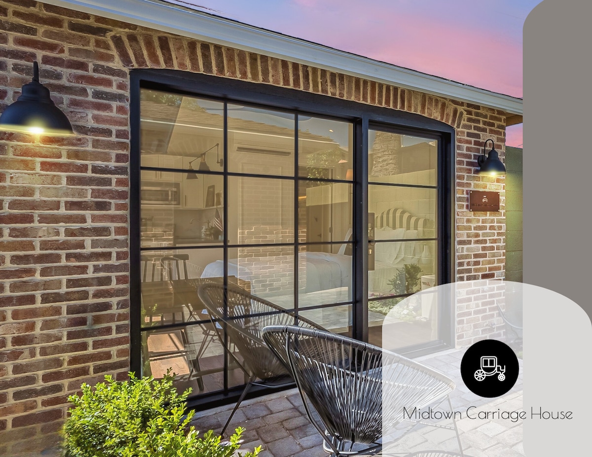 PHX's Modern Midtown Carriage House, Free Parking