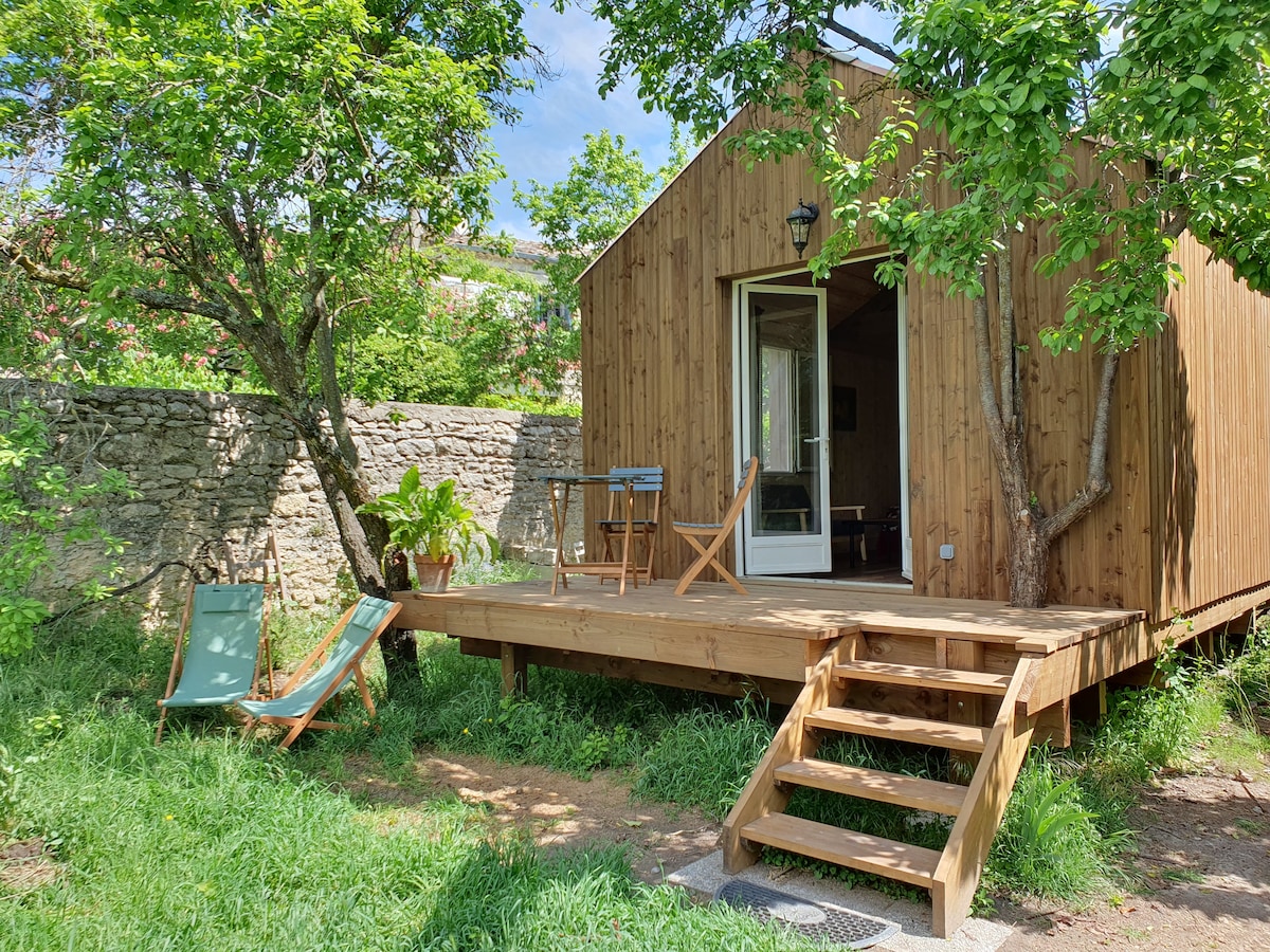 Studio en bois indépendant avec terrasse et jardin