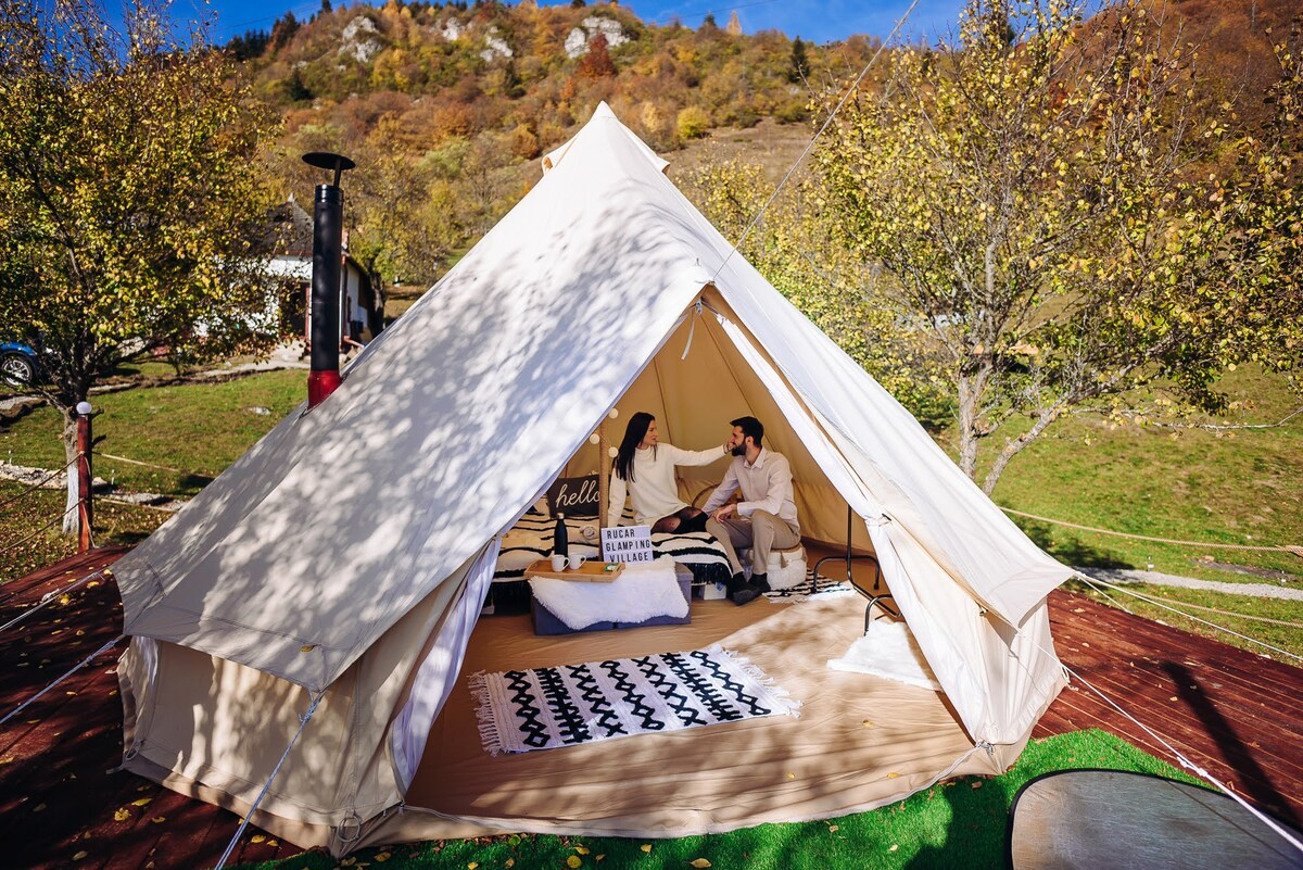 Cort glamping in natura 1