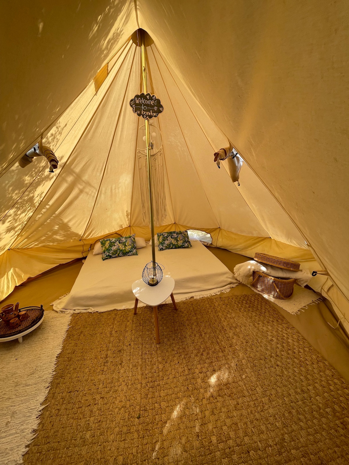 在我们的印第安帐篷里享受神奇的住宿体验……
