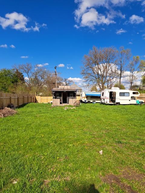 Glamp in Detroit with a Pool!