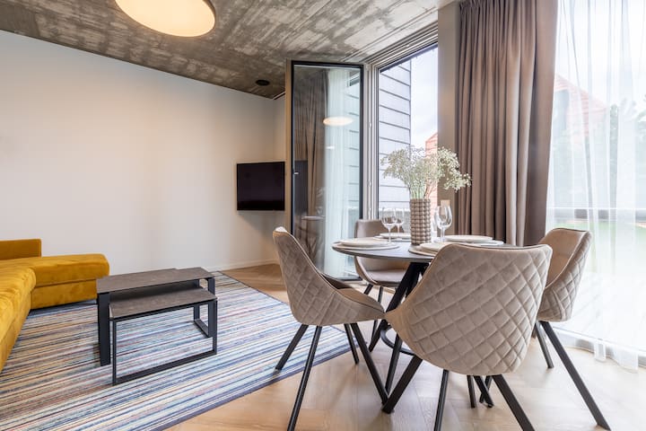 Ren Host managed Airbnb listing 1