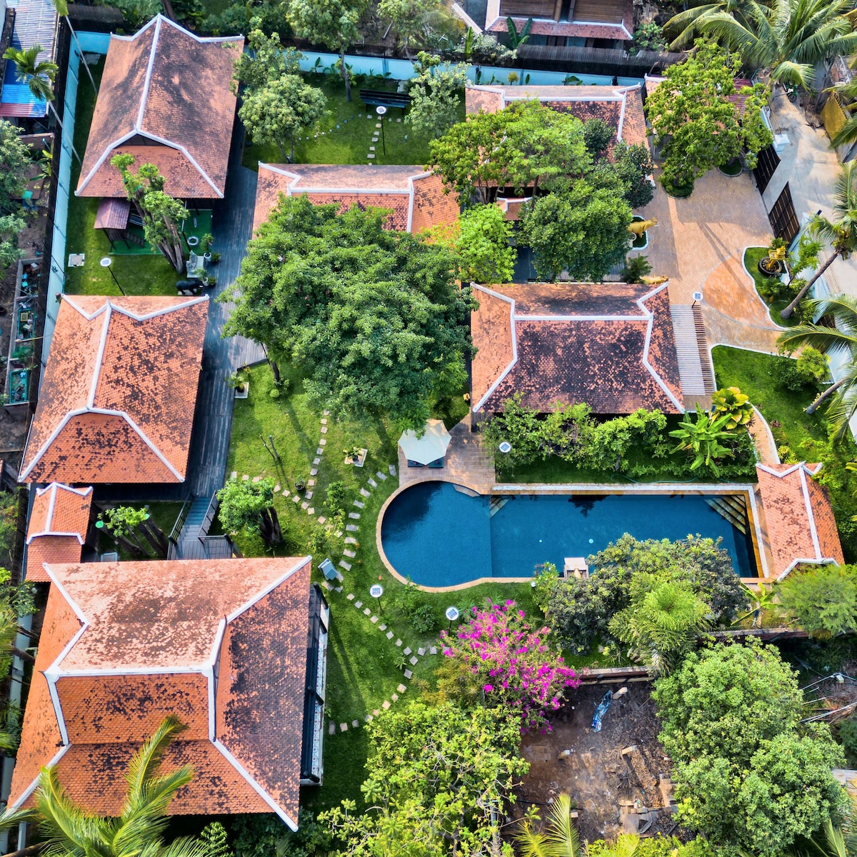 Sok Villa: Huge Lux Property - Entire to Yourself!