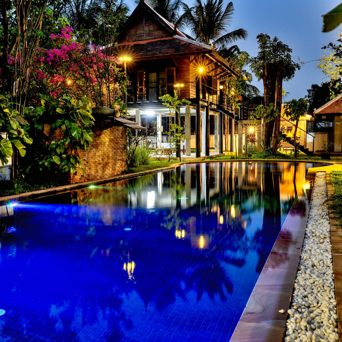 Sok Villa: Huge Lux Property - Entire to Yourself!