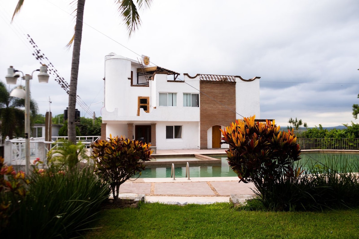 天然魅力： Casa de Ensueño en Palo Gacho ，景观