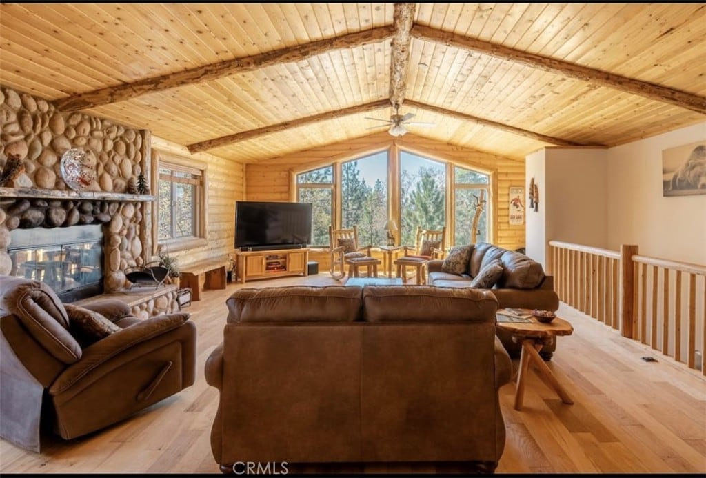 Unwind+Recharge in Log Cabin w/hot tub & game room