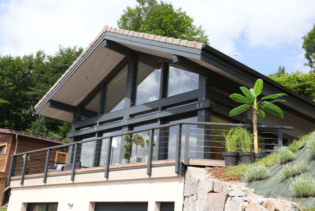 Maison,  La Bresse, Chemin du Paradis.