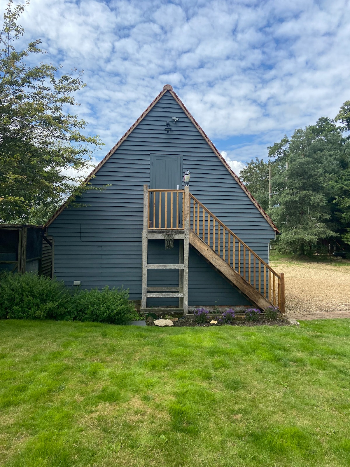 Birdsong Barn