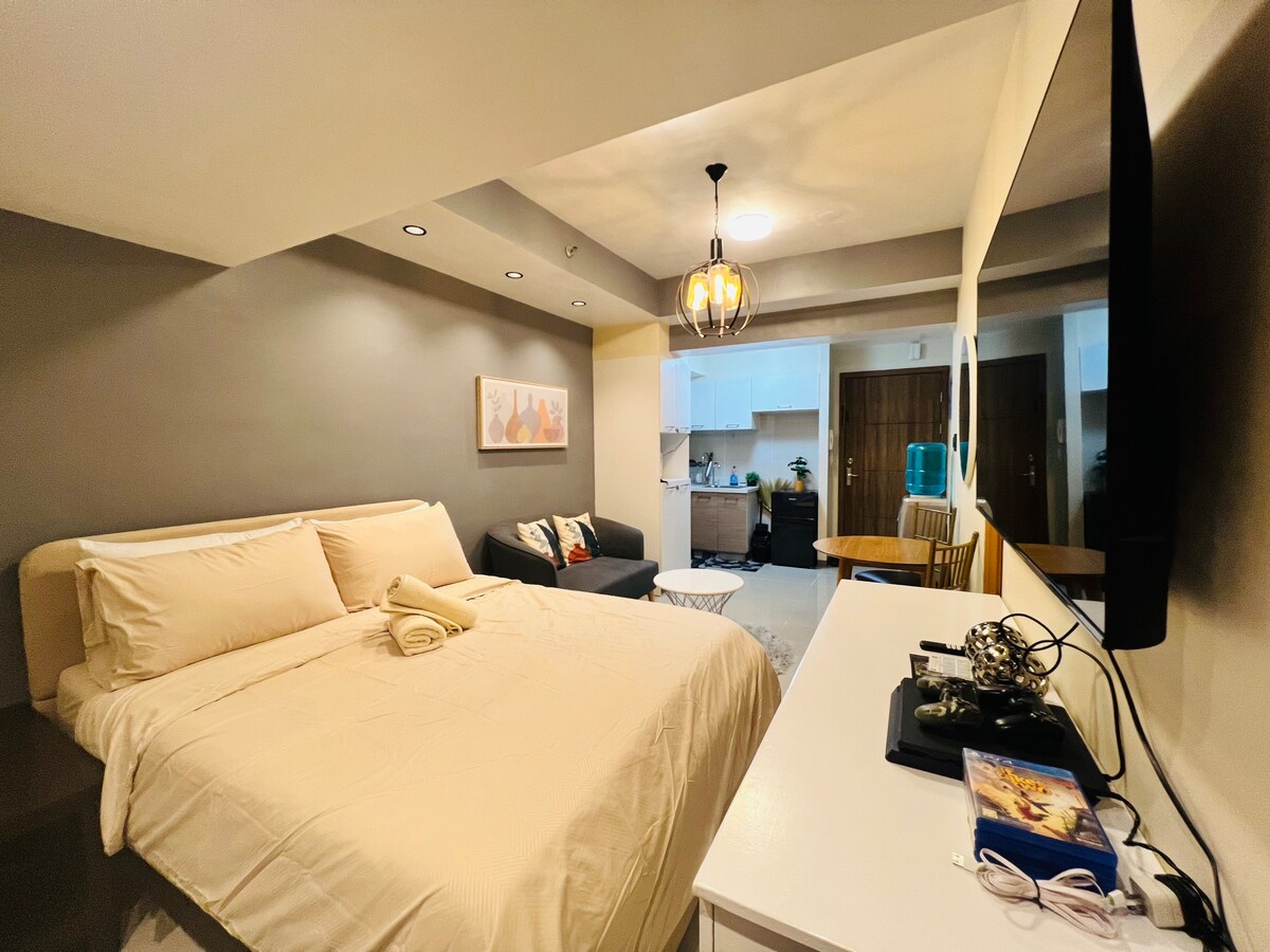 Affordable Staycation Condo