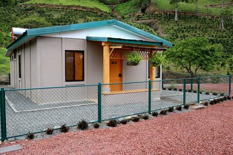 Coffee Pickers Village By Hacienda Orosi /V5