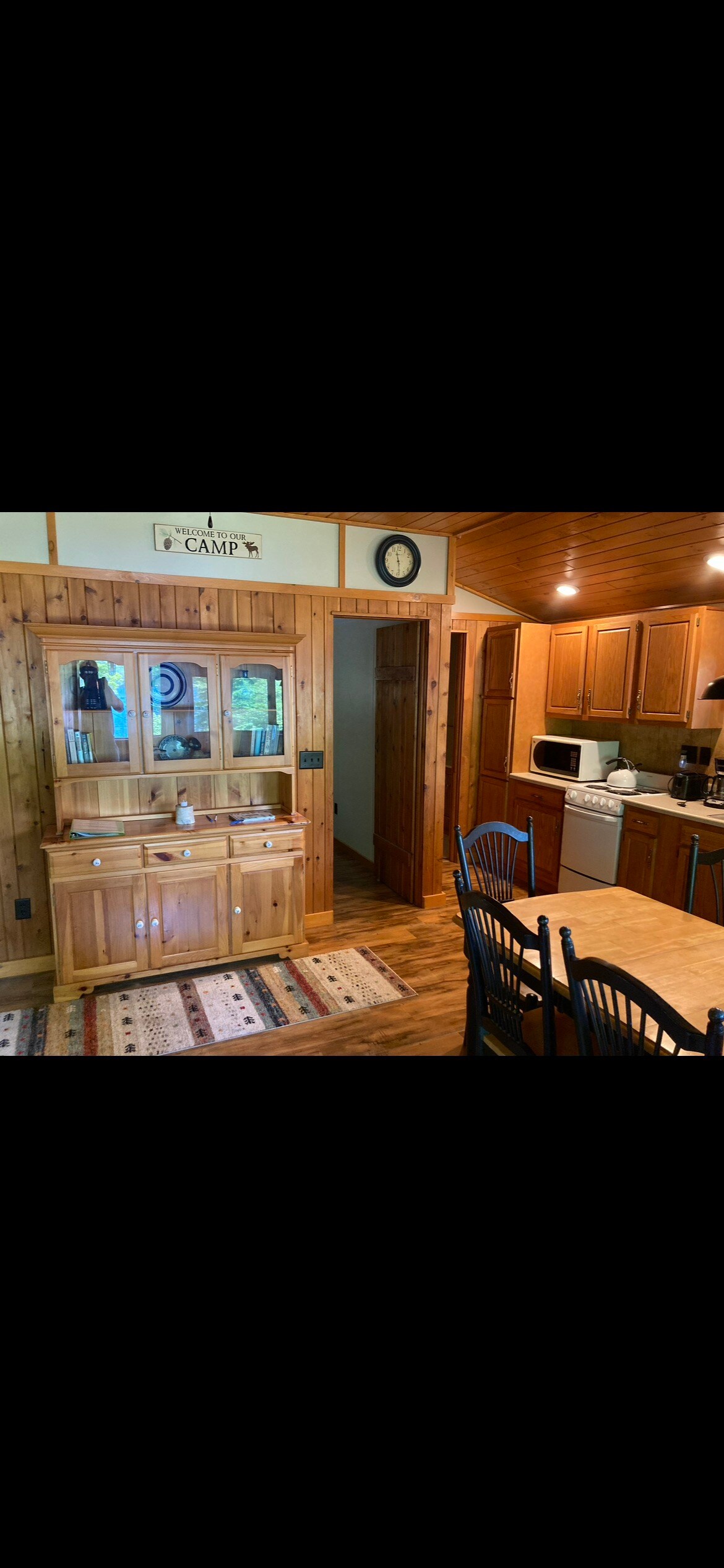 Cabin 2 - Lake Front Cabin on Lincoln Pond