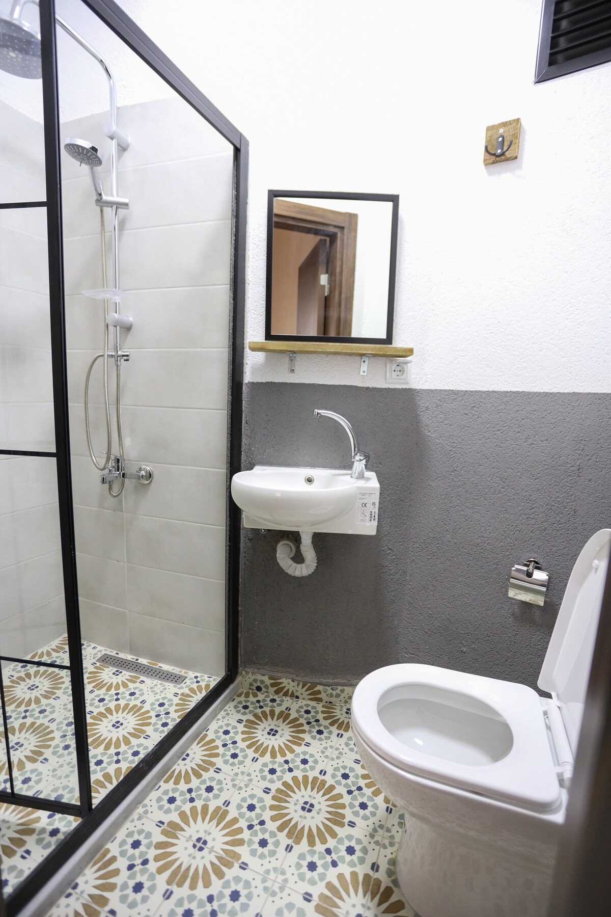 Cumbali Flats, 3 Bedroom (Metro- Taksim-Nisintasi)