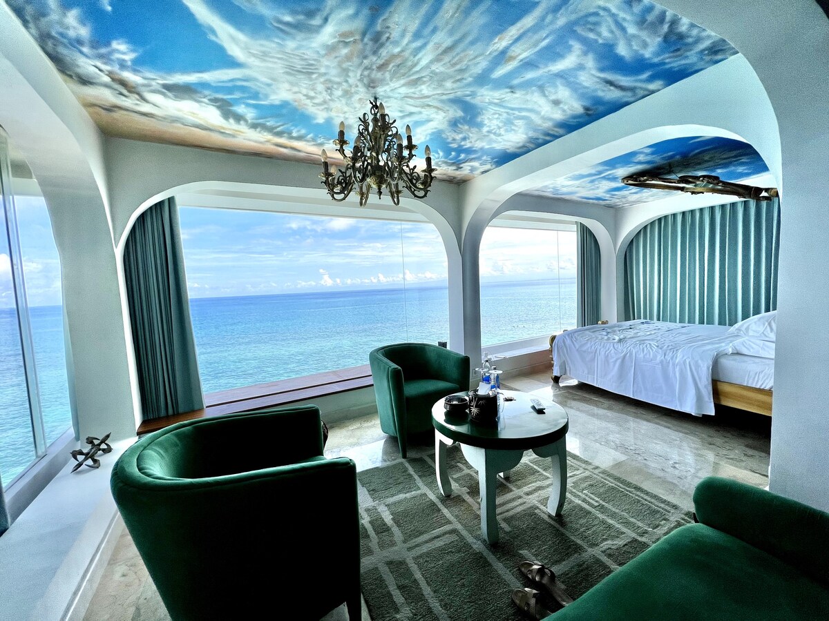 Monaco suite, Bingin Beach