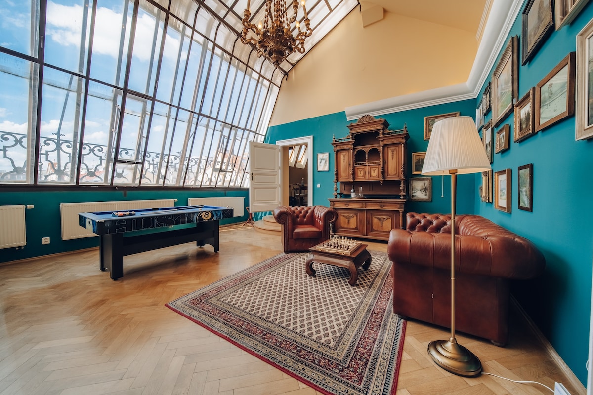 Magnificent historical penthouse Prague downtown